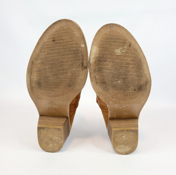 American Eagle Outfitters Brown Suede Ankle Booties Boots Slip On Size 6 - Picture 7 of 9